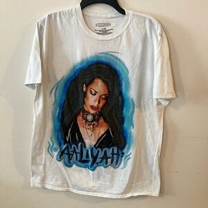 Aaliyah Band T White Graphic Short Sleeve Tee cotton